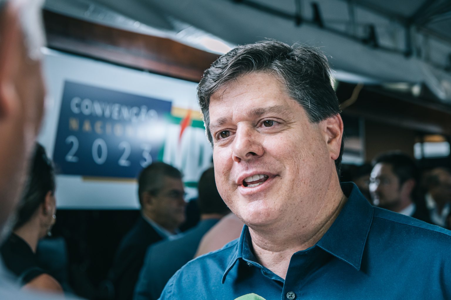 Jorginho Mello confirma Carlos Bolsonaro ao Senado e define MDB como ...